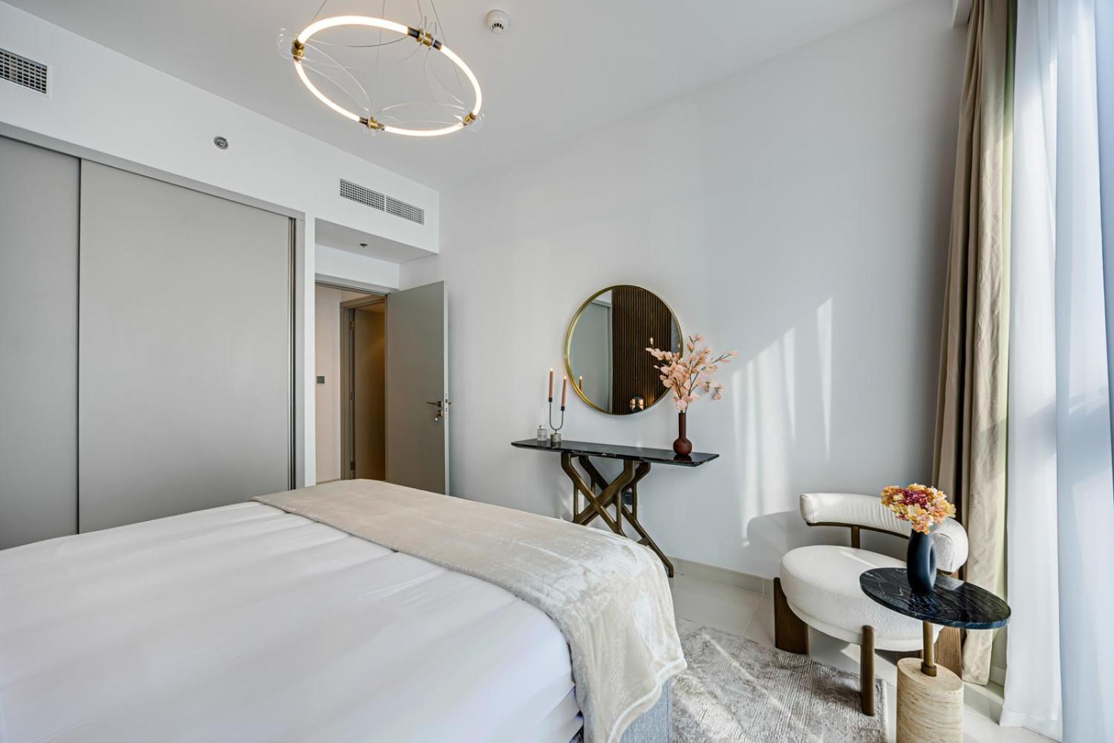 Stunning 2 Bedroom In Emaar Beachfront Dubai